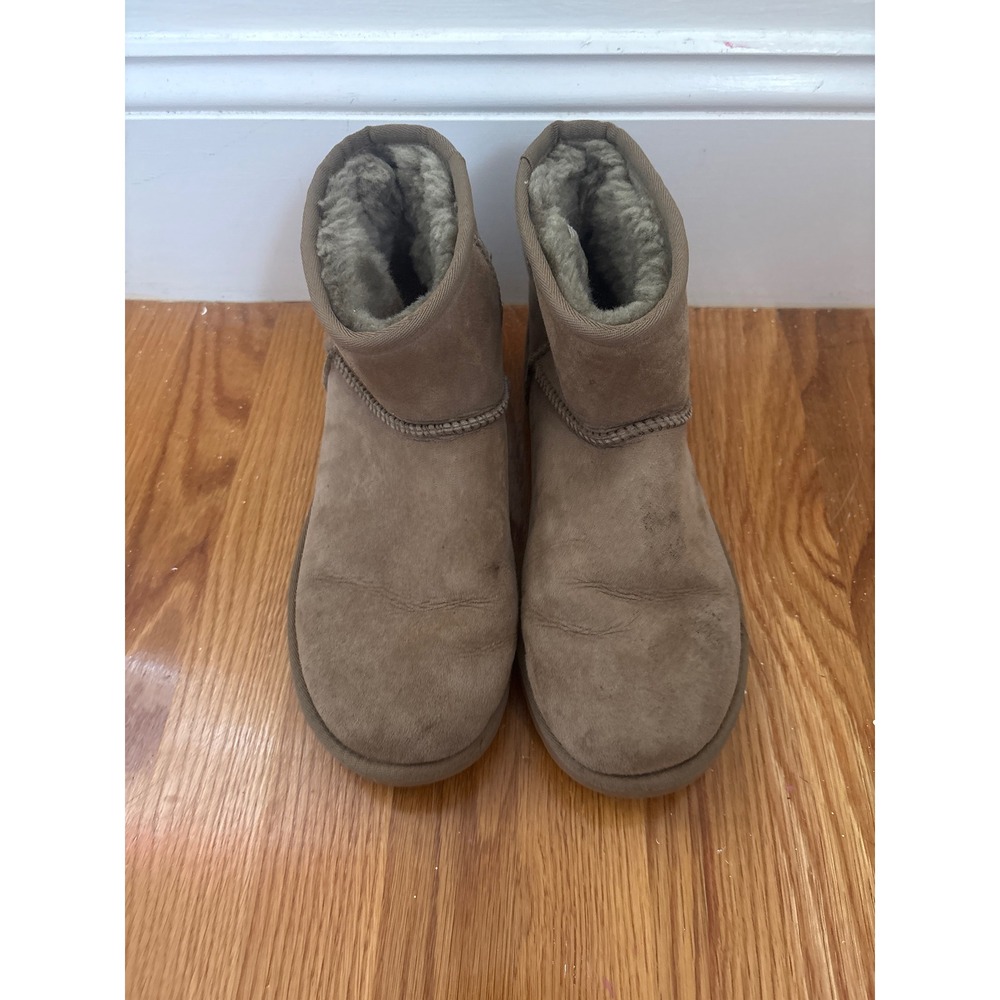UGG Classic Mini II Boots Caribou Taupe Brown Suede Sheepskin‎ 1016222 Womens 9